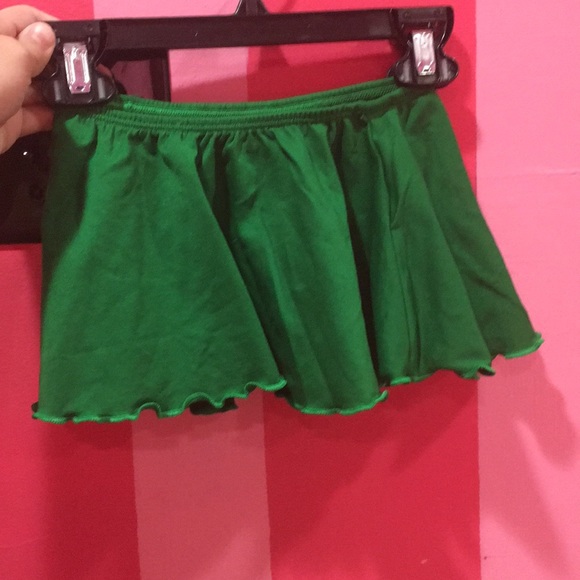 Leotard Boutique Green Skirt Child 6-8 - Picture 2 of 3